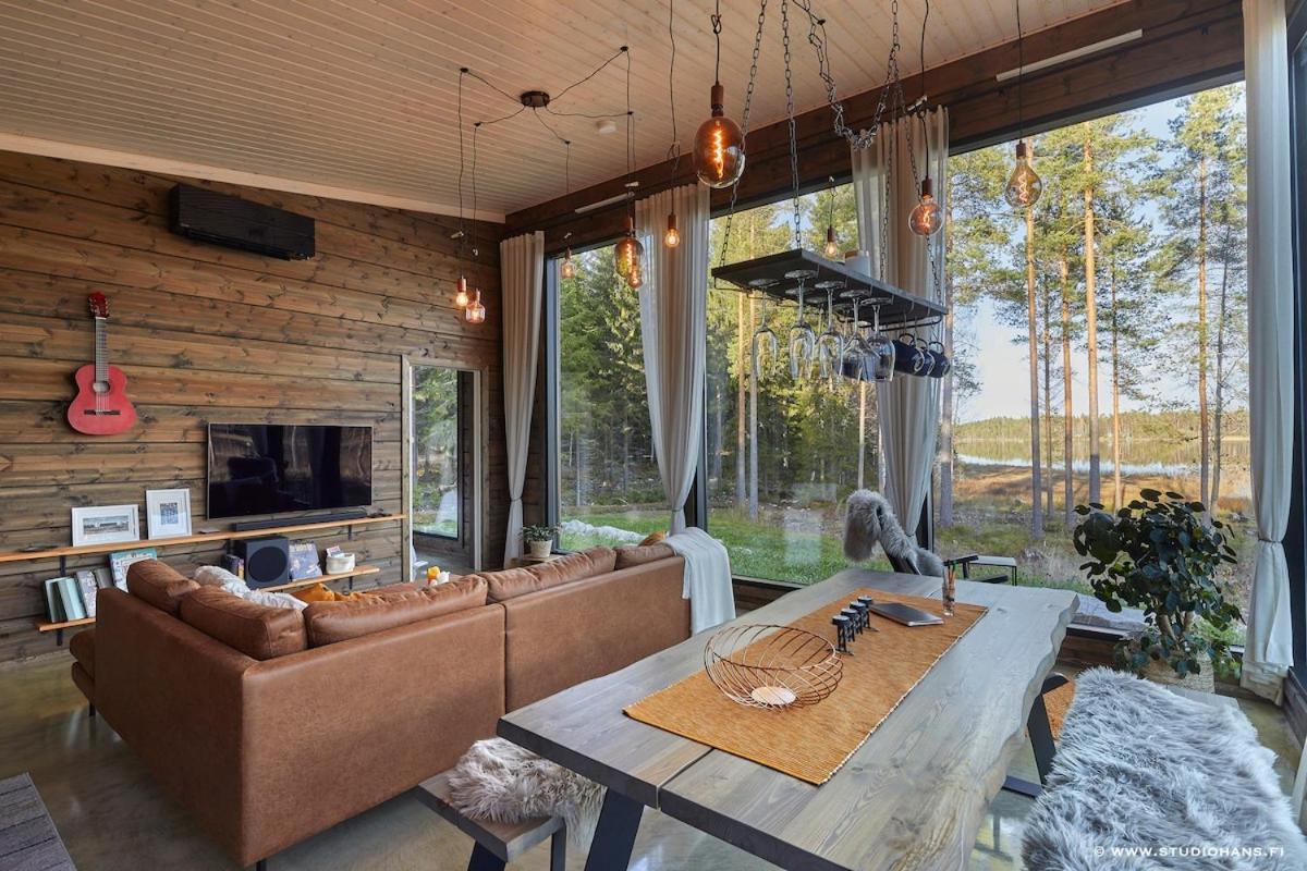 Villa Kokkoranta - Lake House With The View 탐페레 외부 사진